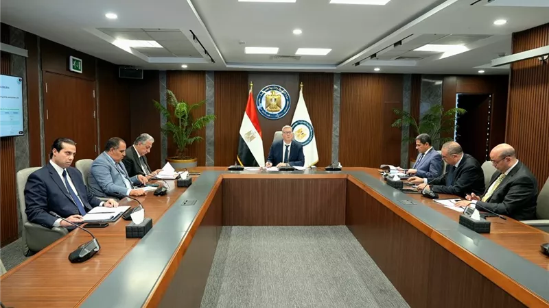 البترول: زيادة إنتاج رشيد والبرلس لـ320 مليون قدم مكعب غاز يوميًا