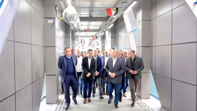 كامل الوزير يتابع جاهزية المرحلة الأولى من مشروع الأتوبيس الترددي