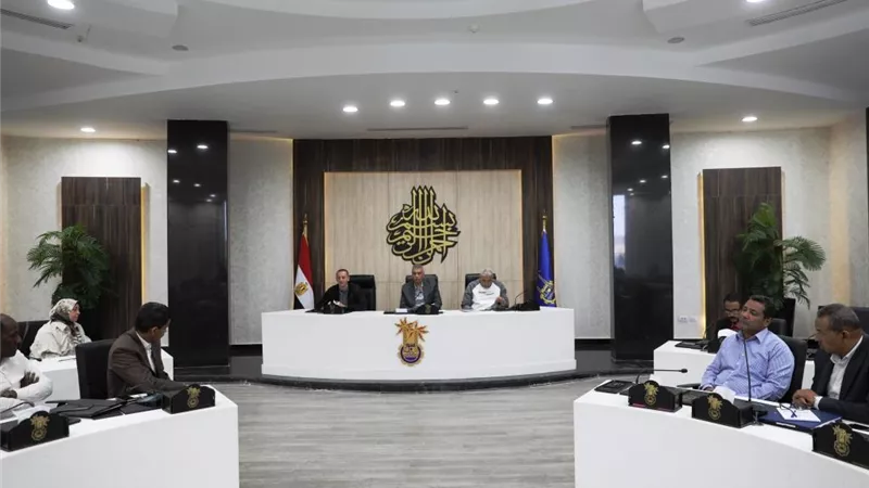 محافظ أسوان : تحديد المخابز البلدية وغلق لمدة شهر للمحال المخالفة