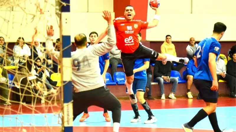 رجال يد الأهلي يلتقي سبورتنج فى الدوري.. الليلة