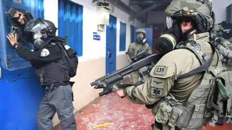 أوضاع مأساوية للأسري الفلسطينيين داخل سجن عوف