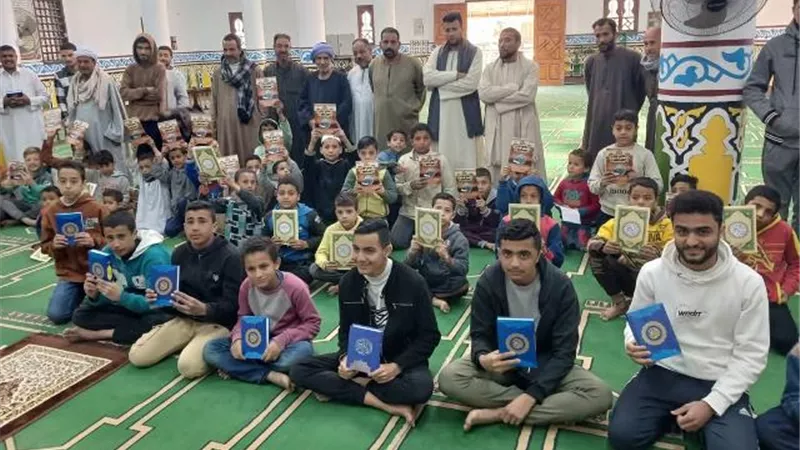 تكريم ٦٠ من حفظة القرآن الكريم بمسجد السرارية بسمالوط