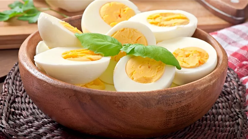 فوائد صحية لتناول البيض