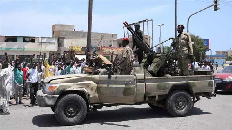 الجيش السوداني يعلن عن تجهيز 3 فرق لاستعادة السيطرة على الخرطوم