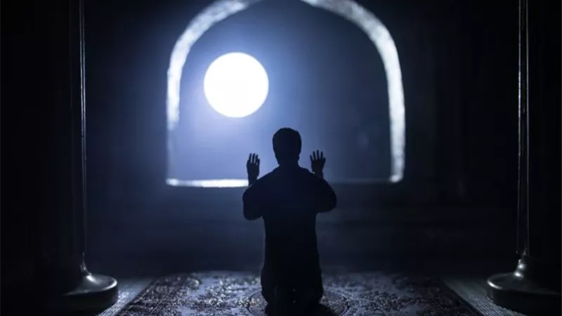 ما هي أَحَبُّ صَّلَاةِ إِلَى الله