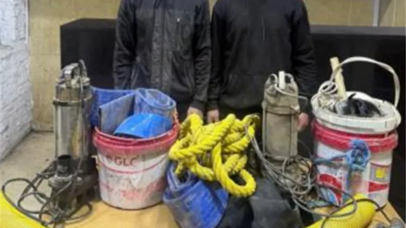 ضبط شخصين بحثا عن الآثار داخل عقار في دار السلام