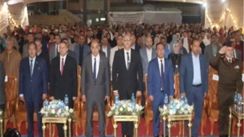 محافظ القليوبية يشهد تكريم حفظة القرآن الكريم وأسر الشهداء والامهات المثاليات