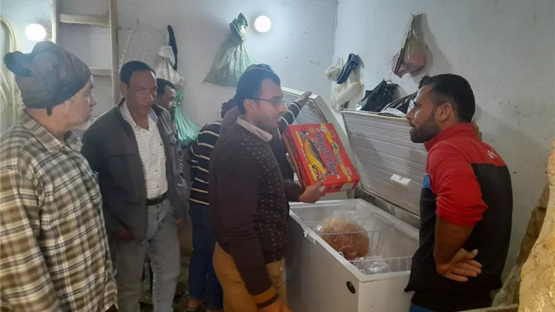 محافظ المنيا يوجه بتكثيف الحملات الرقابية على الأسواق والمخابز