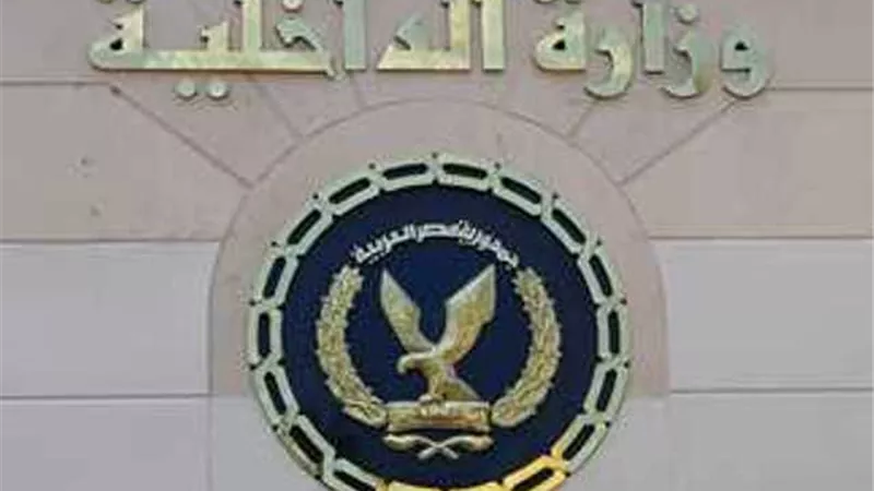 ضبط شخصين استعراضا بدرجات نارية بدمياط