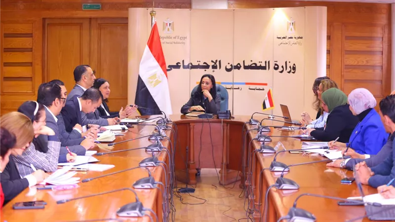 وزيرة التضامن تترأس اجتماعاً لبحث التوسع في منظومة الحضانات والطفولة المبكرة