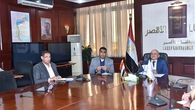 محافظ الأقصر يوجه برفع درجة التأهب إلى الدرجة القصوى