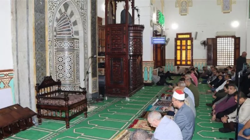 زكاة الفطر ودورها في التكافل المجتمعي، موضوع خطبة الجمعة غدًا