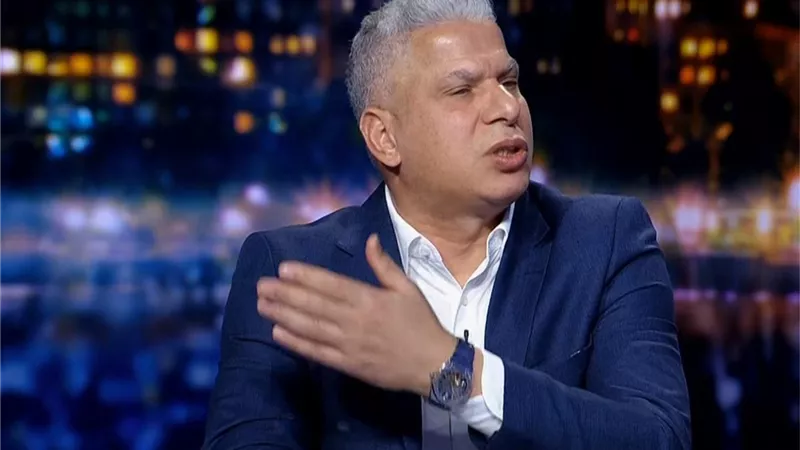 غير آدمى .. وائل جمعة يعلق على توقيت مباراة برشلونة وأوساسونا