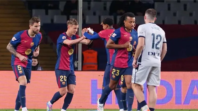 برشلونة يدك شباك أوساسونا بالثالث