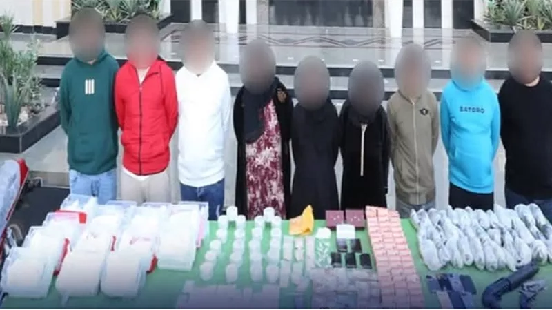 ضبط 9 عناصر إجرامية بـ 71 كيلو كوكتيل مواد مخدرة بالقليوبية