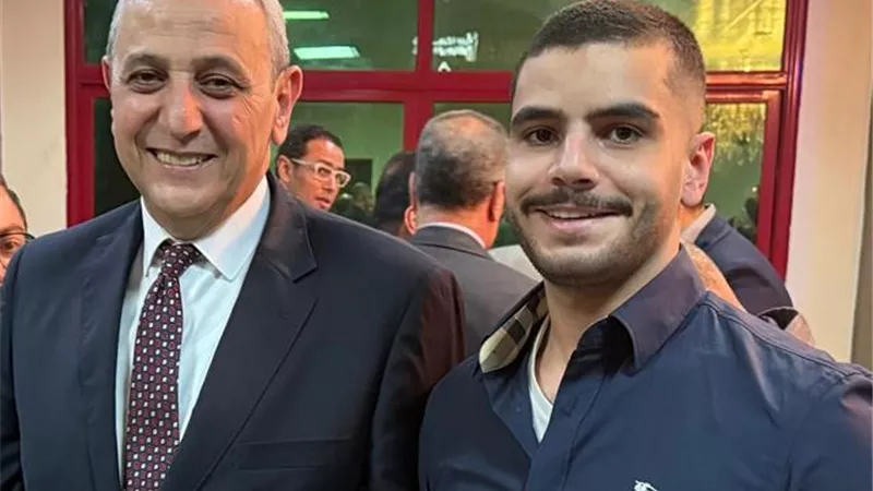 أقالة رئيس حى المحلة بعد جولة مفاجئة لمواجهة المبانى المخالفة