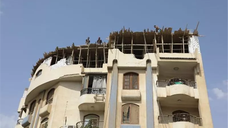 محافظ القاهرة: إحالة مدير الاسكان بحى المقطم للتحقيق لتقاعسه عن أداء عمله