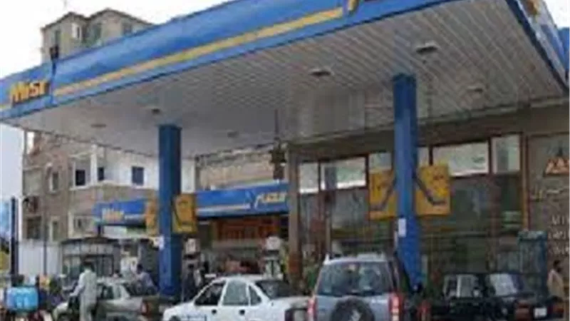 سعر لتر البنزين 80 يسجل 13.75 جنيه