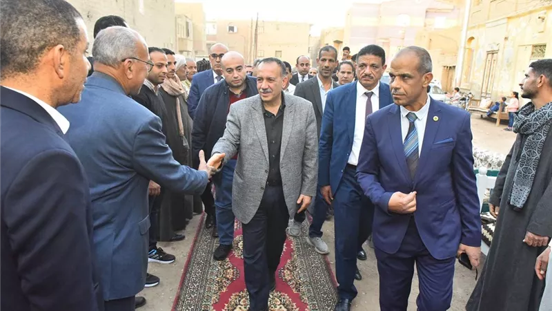 محافظ أسيوط يشهد الإفطار الجماعي لقرية ريفا