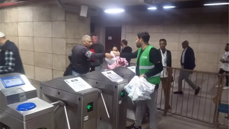 توزيع 150 ألف وجبة خفيفة لإفطار صائم في مترو الانفاق