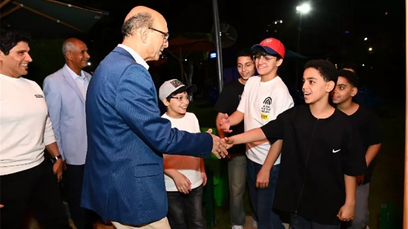 رئيس جامعة أسيوط يتفقد نادي الجامعة لاستقبال الزوار في العيد