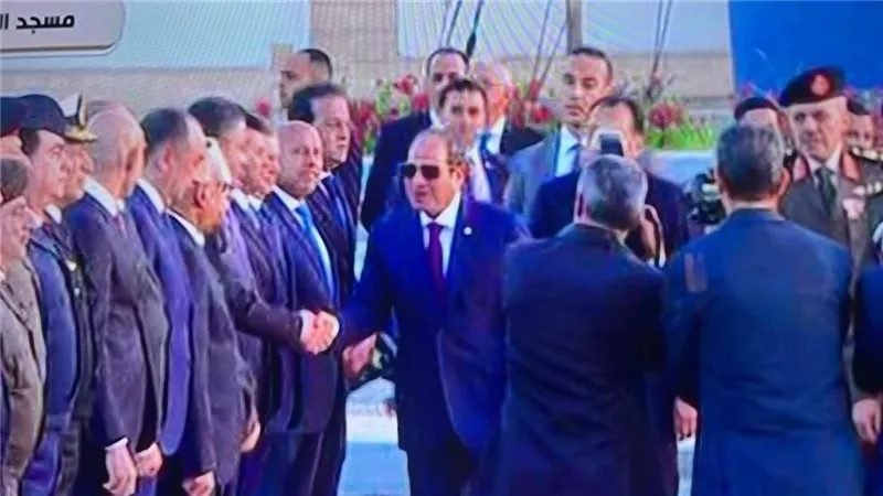 الرئيس السيسى يصل مسجد المشير طنطاوي لاداء صلاة عيد الفطر