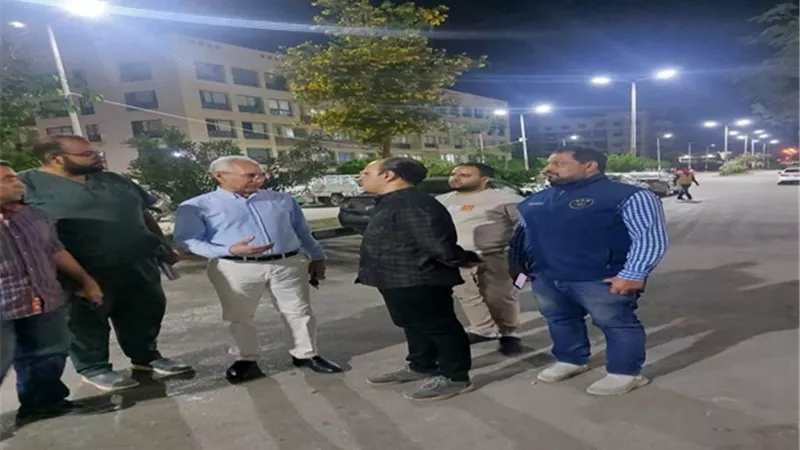 رئيس جامعة المنيا يجري زيارة مفاجئة للمستشفيات الجامعية ليلا