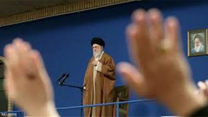 بعد تهديدات ترامب.. خامنئي يتوعد بـ