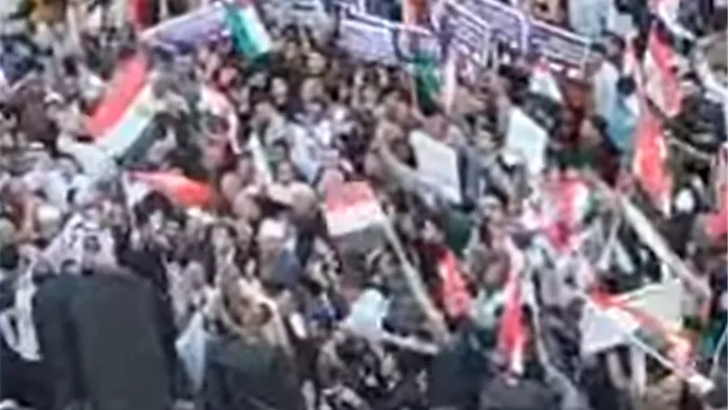 مواطنو بئر العبد على قلب رجل واحد : لا لتهجير الشعب الفلسطيني