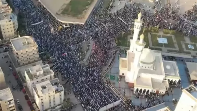 عقب صلاة عيد الفطر.. أهالى مدينة بدر يرفضون التهجير للفلسطينيين فيديو