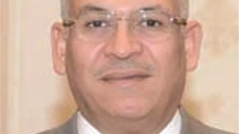 نائب يطالب بفرض قيود على هجرة الأطباء لمدة 5 سنوات