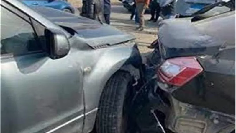 مصرع زوجين واصابة 6 آخرين في تصادم سيارتين بالشرقية