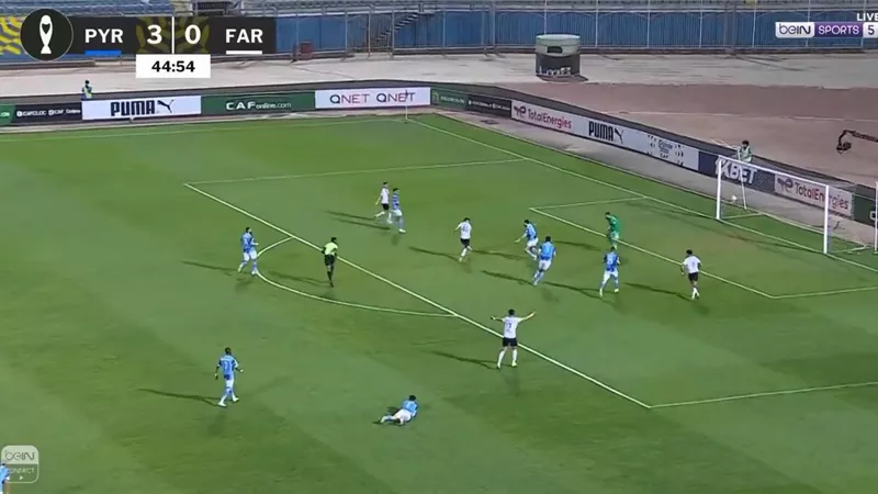 الجيش الملكي يقلص الفارق أمام بيراميدز