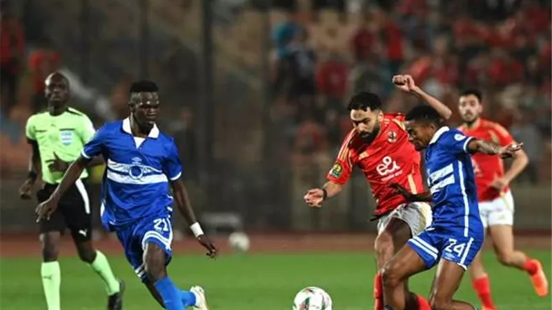 بسبب لقطة محمد هاني .. أول تحرك من الأهلي ضد حكم مباراة الهلال