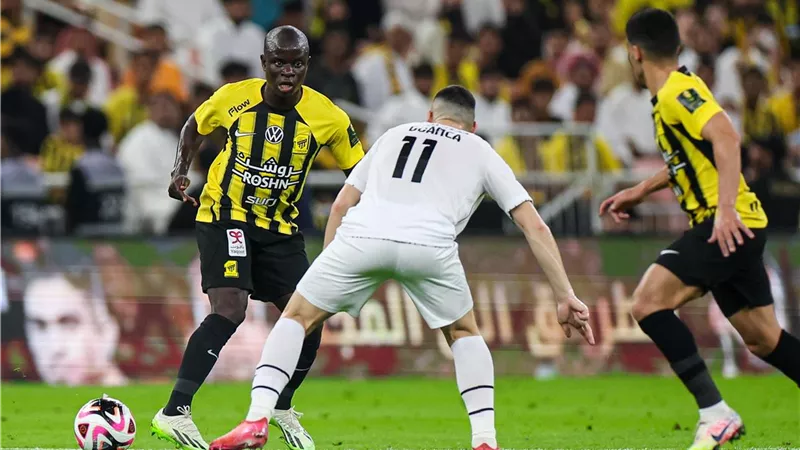 بيان رسمى من الشباب بشأن حكم مباراة الاتحاد بكأس الملك