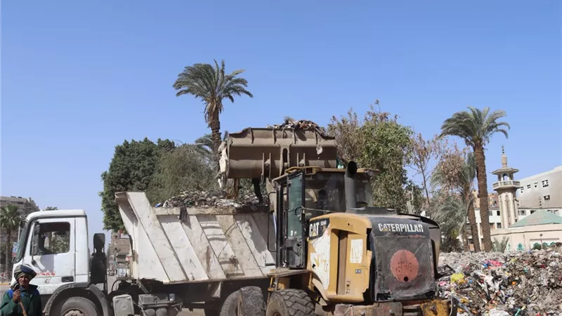 رفع 35 ألف طن من المخلفات في شوارع الجيزة خلال العيد