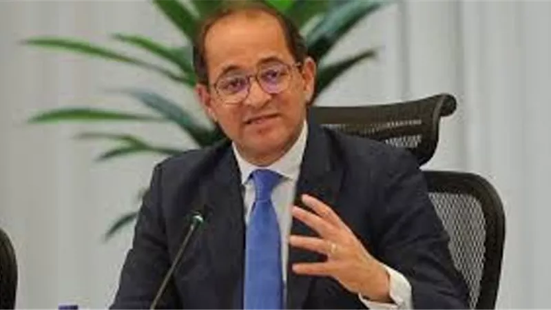 مليار جنيه لدعم الشباب.. توفير سيارات تاكسي وربع نقل تعمل بالغاز