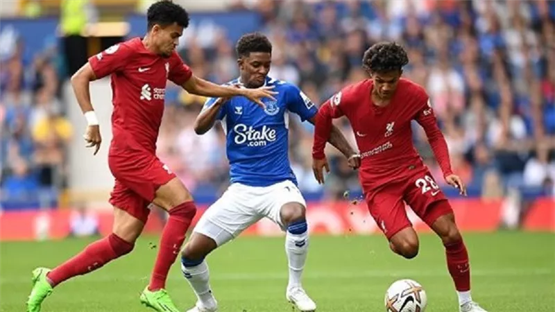 شاهد مباراة ليفربول وإيفرتون اليوم مباشر وبدون تقطيع