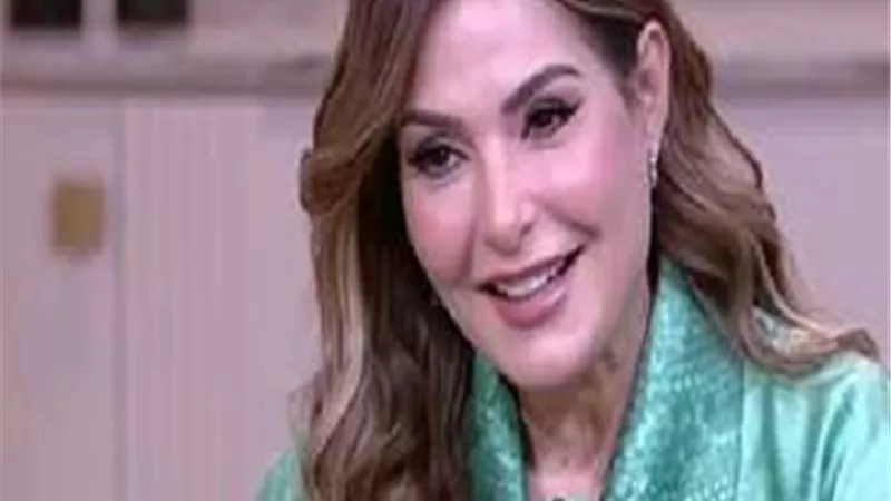 صابرين عن التتر الأخير فى 