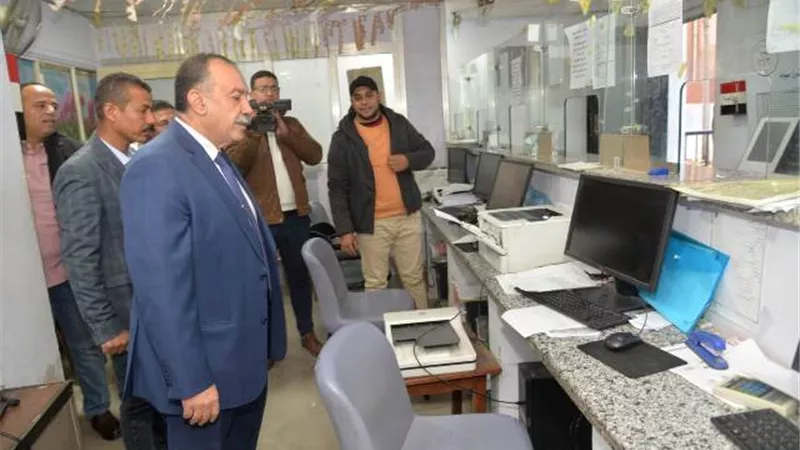 جولة تفقدية لمحافظ أسيوط في مركزين تكنولوجيين لمتابعة ملف التصالح