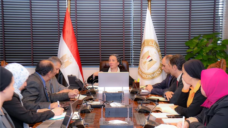 وزيرة البيئة تناقش آخر مخرجات إعداد الخطة الوطنية للتكيف فى مصر