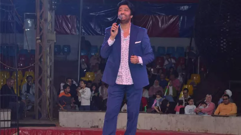 سامح يسري يتألق في السيرك القومي بحفل كامل العدد