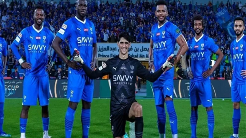 الدوسري وليوناردو يقودان الهجوم.. تشكيل الهلال أمام النصر