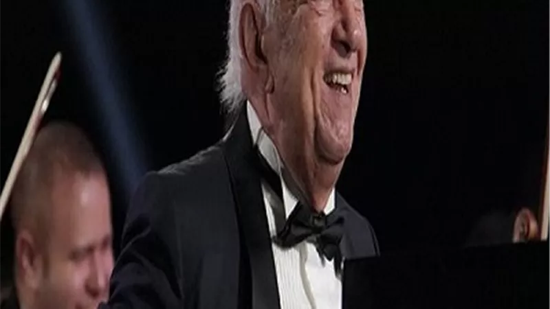 موعد حفل عمر خيرت فى دبي