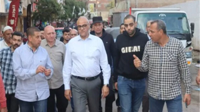محافظ القليوبية يتفقد أسواق الخضروات والفاكهه بالخصوص