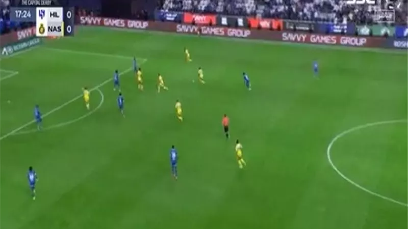 شاهد .. أخطر فرص الشوط الاول من مباراة النصر والهلال