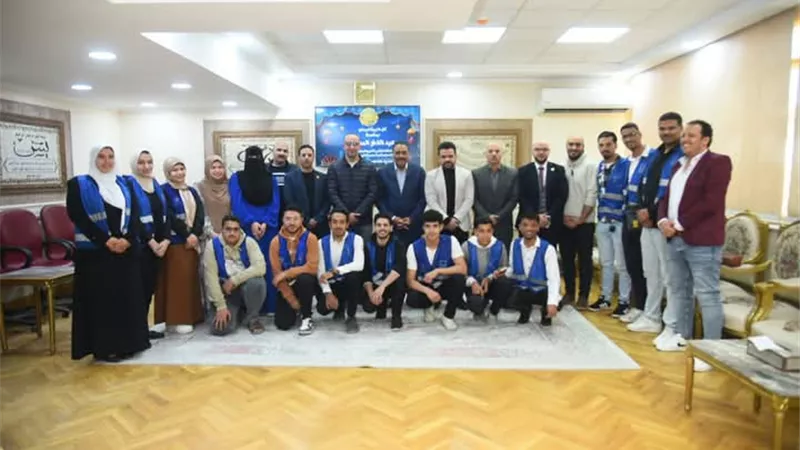 محافظ مطروح يستقبل اعضاء مؤسسة حياة كريمة
