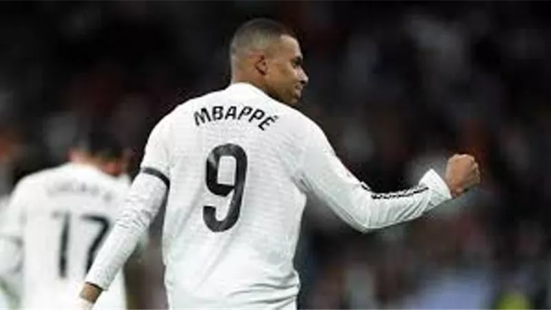 مبابي يقود هجوم ريال مدريد امام فالنسيا بالدوري الإسباني