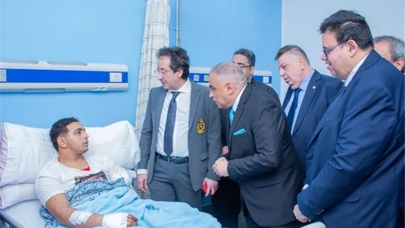 فريق طبى جديد لعلاج ضحية سيرك طنطا وإحالة الامن للتحقيق.. فيديو