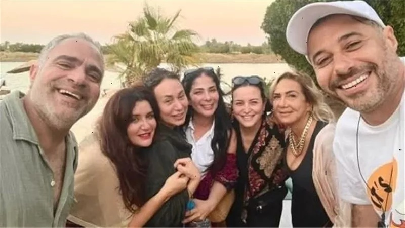 ظهور منى زكى وغادة عادل والسعدنى يشعل مواقع التواصل الإجتماعى